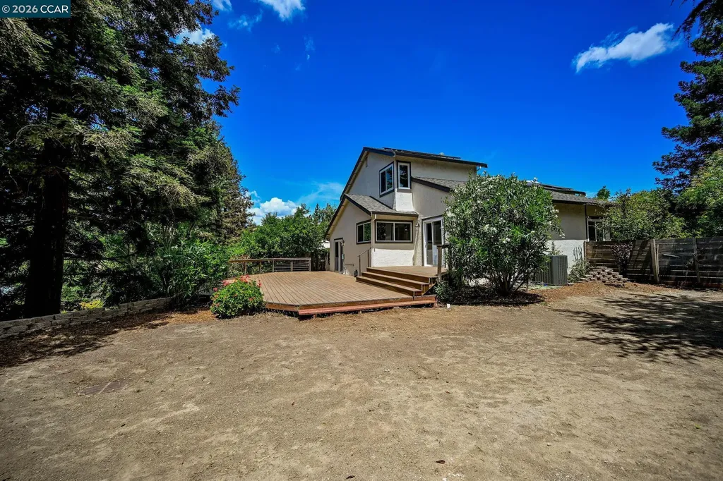 2407 Saybrook Place Martinez CA 94553