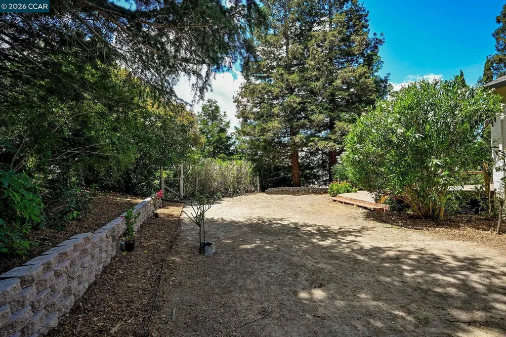 2407 Saybrook Place Martinez CA 94553