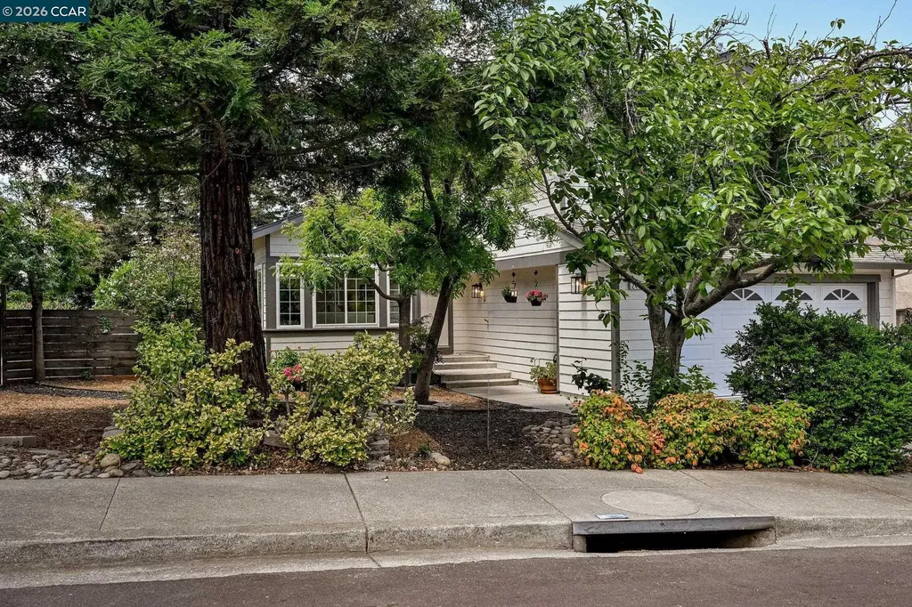 2407 Saybrook Place Martinez CA 94553
