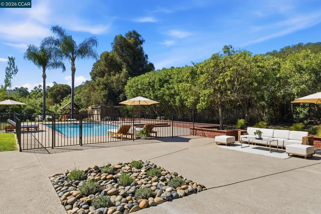 295 Pine Creek Road Walnut Creek CA 94598