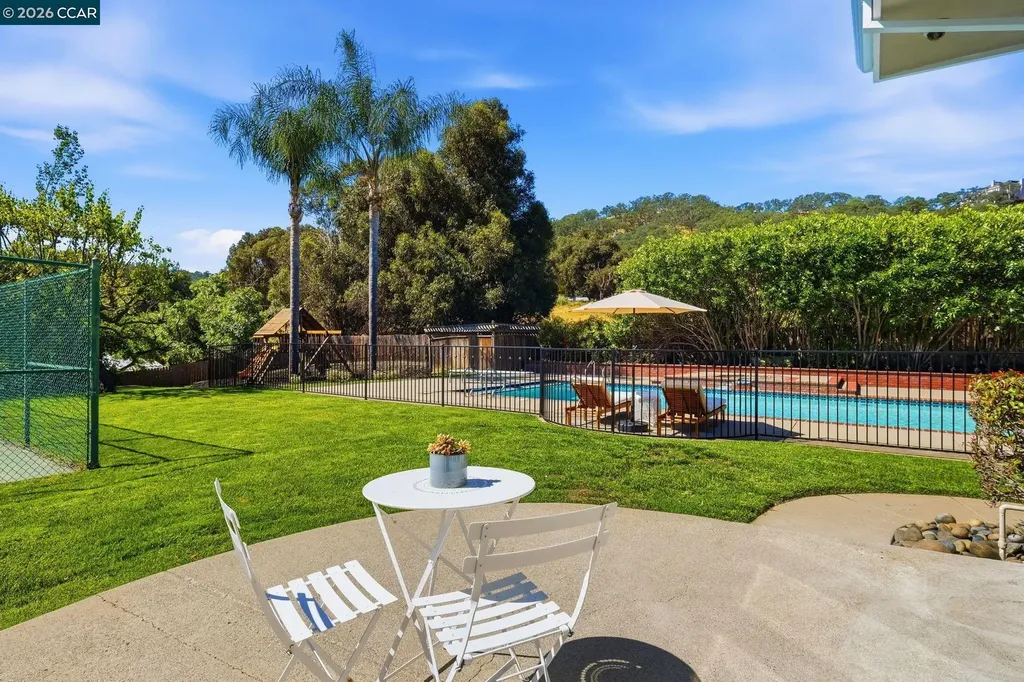 295 Pine Creek Road Walnut Creek CA 94598