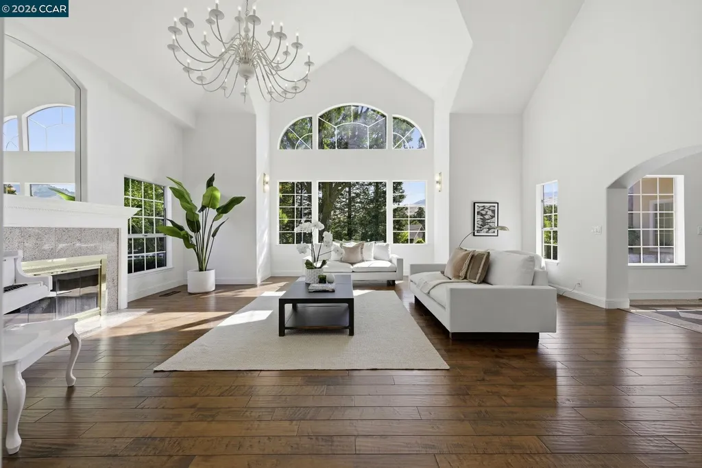 295 Pine Creek Road Walnut Creek CA 94598
