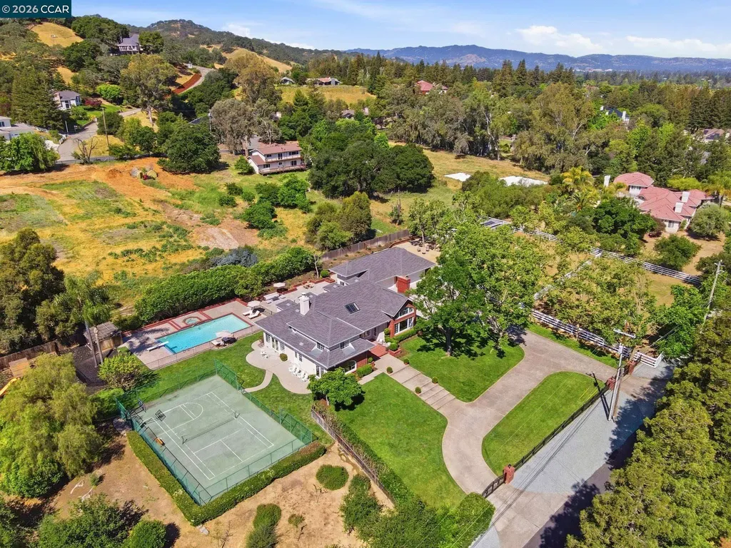 295 Pine Creek Road Walnut Creek CA 94598