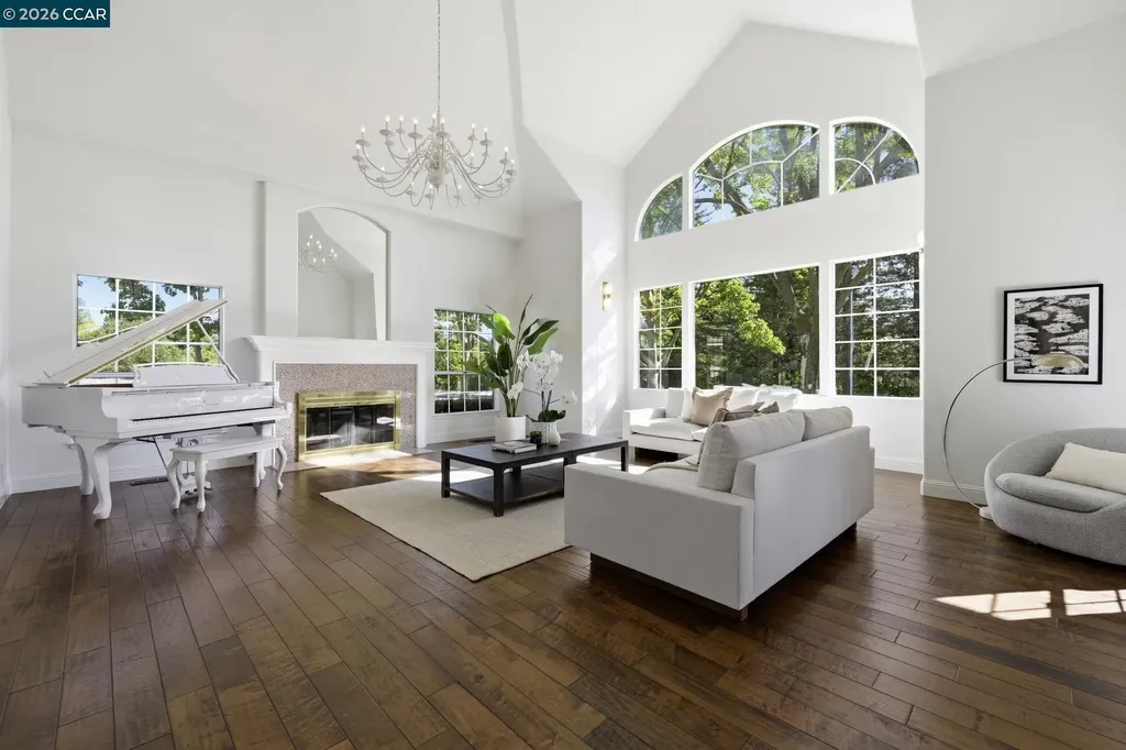 295 Pine Creek Road Walnut Creek CA 94598