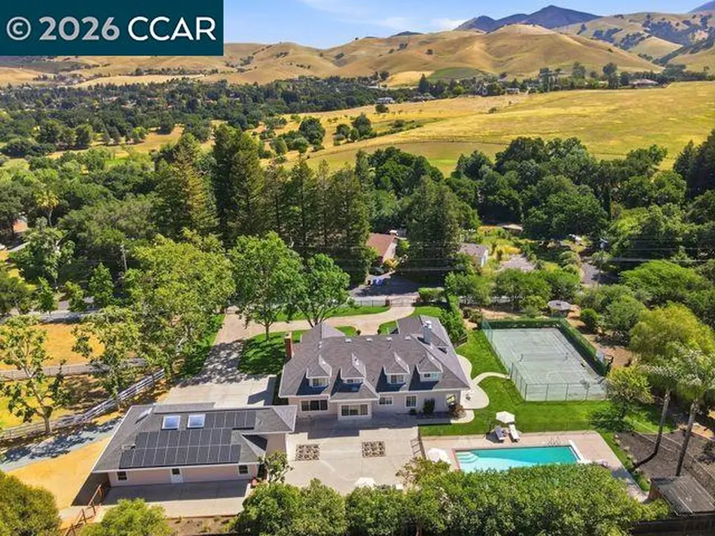 295 Pine Creek Road Walnut Creek CA 94598
