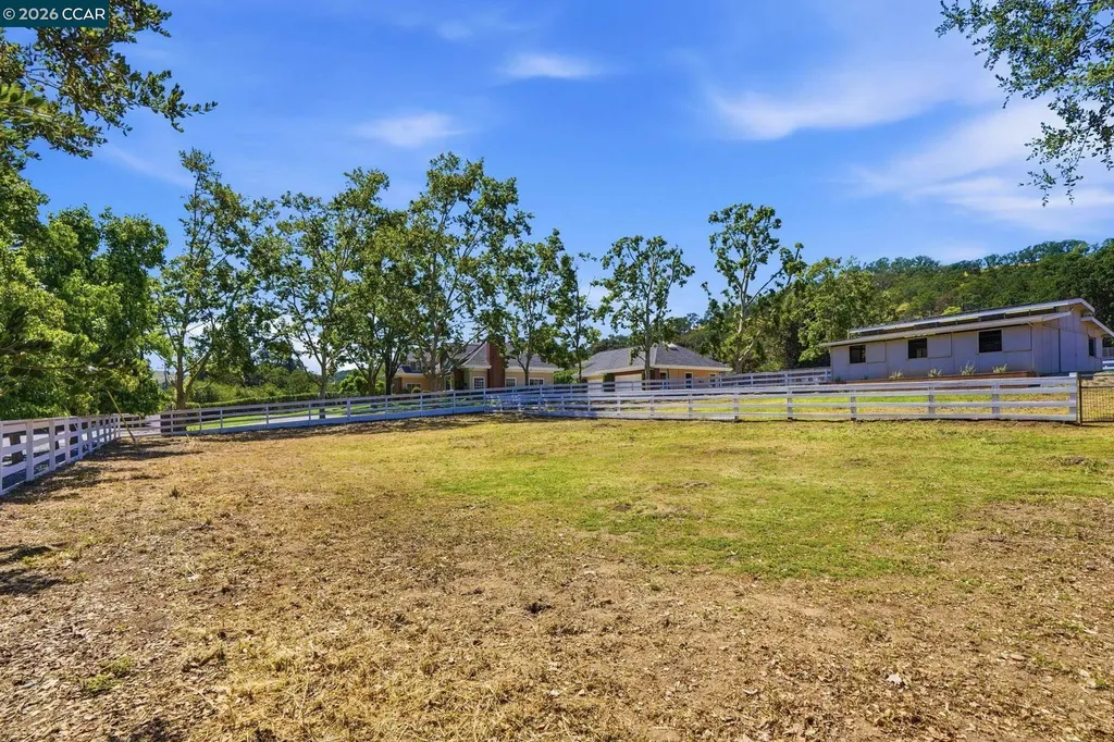 295 Pine Creek Road Walnut Creek CA 94598