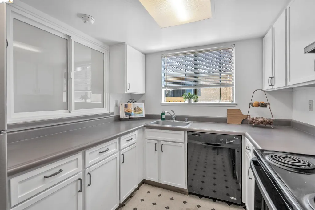 40 Las Moradas Circle San Pablo CA 94806