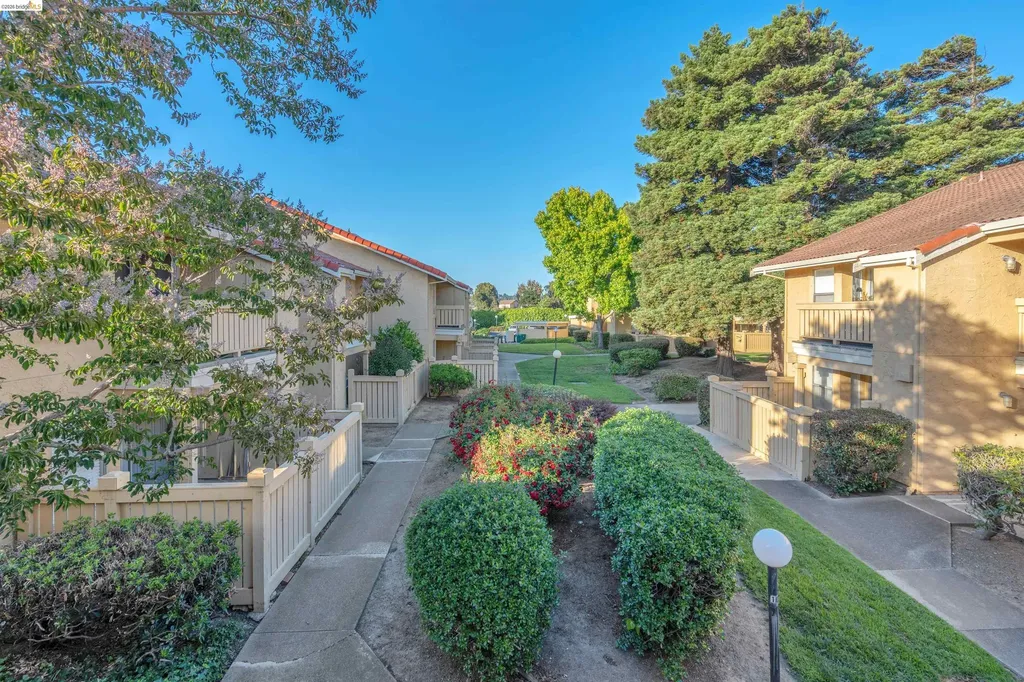 40 Las Moradas Circle San Pablo CA 94806