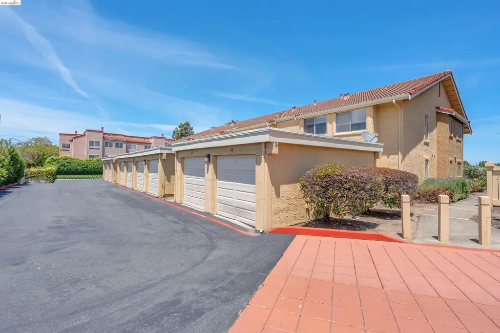 40 Las Moradas Circle San Pablo CA 94806