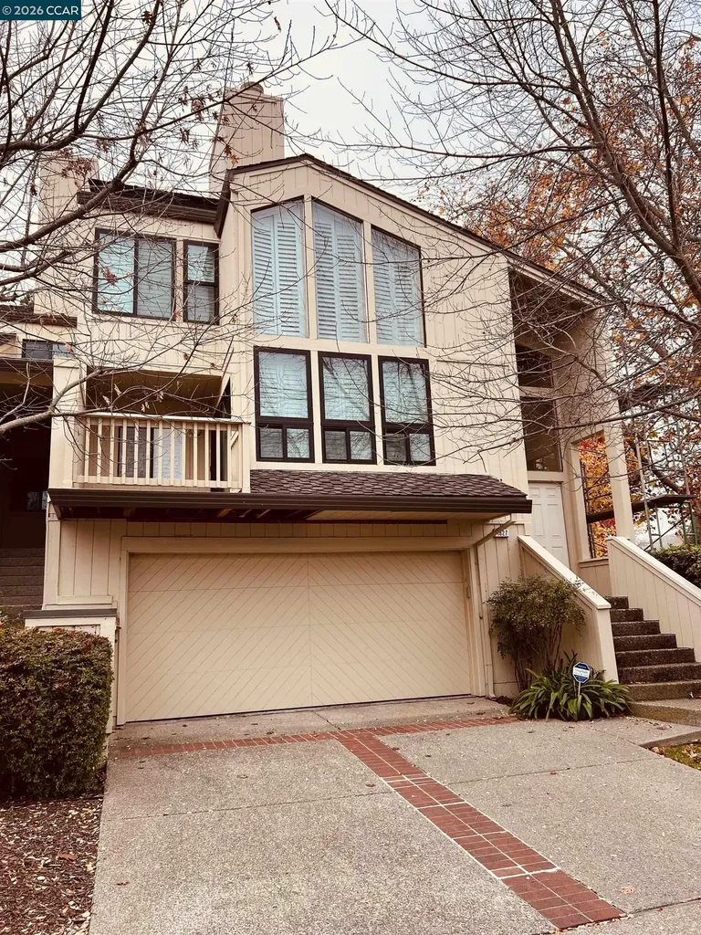 1827 Lamplight Court Walnut Creek CA 94597