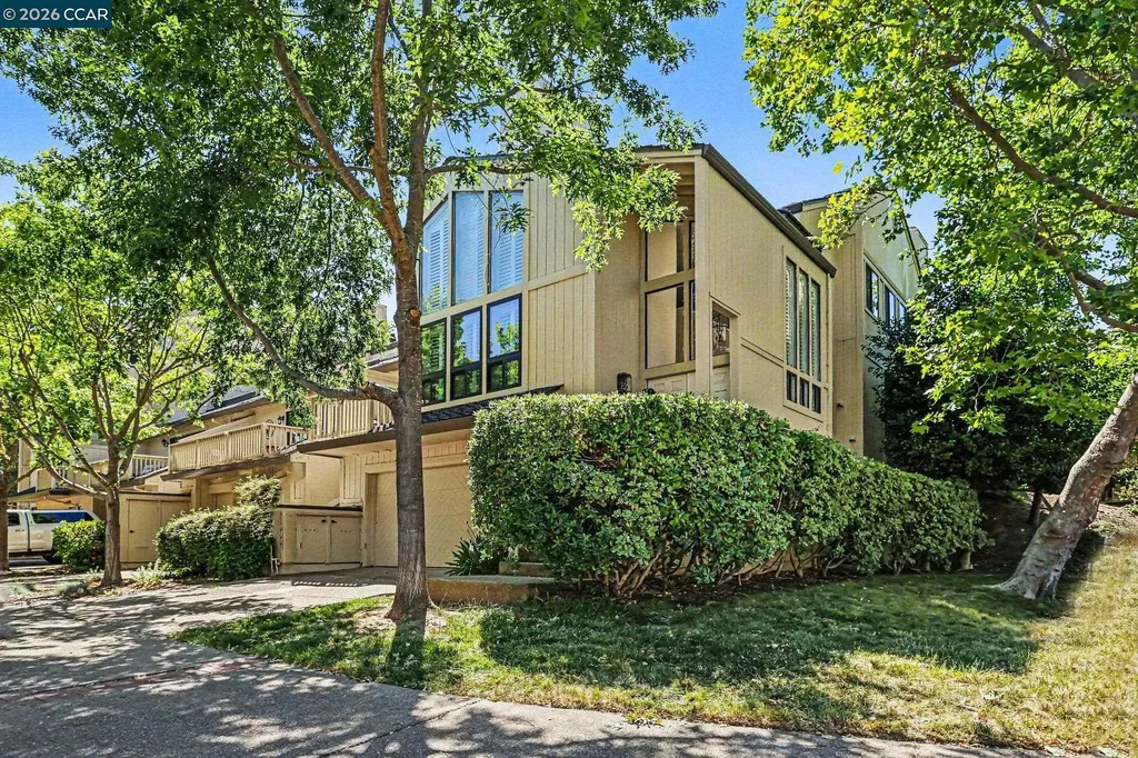 1827 Lamplight Court Walnut Creek CA 94597