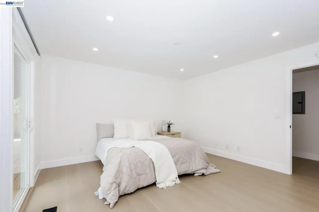 102 Lena Court Pleasant Hill CA 94523