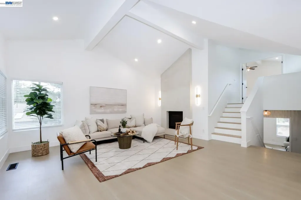 102 Lena Court Pleasant Hill CA 94523