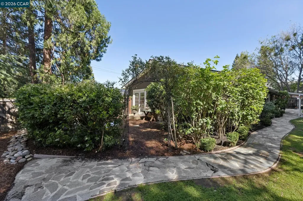 699 Terry Lane Danville CA 94526