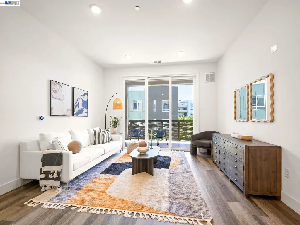 2339 Kinetic Common Fremont CA 94539