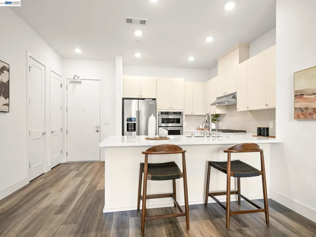2339 Kinetic Common Fremont CA 94539