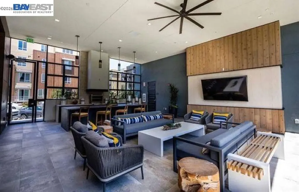 2339 Kinetic Common Fremont CA 94539