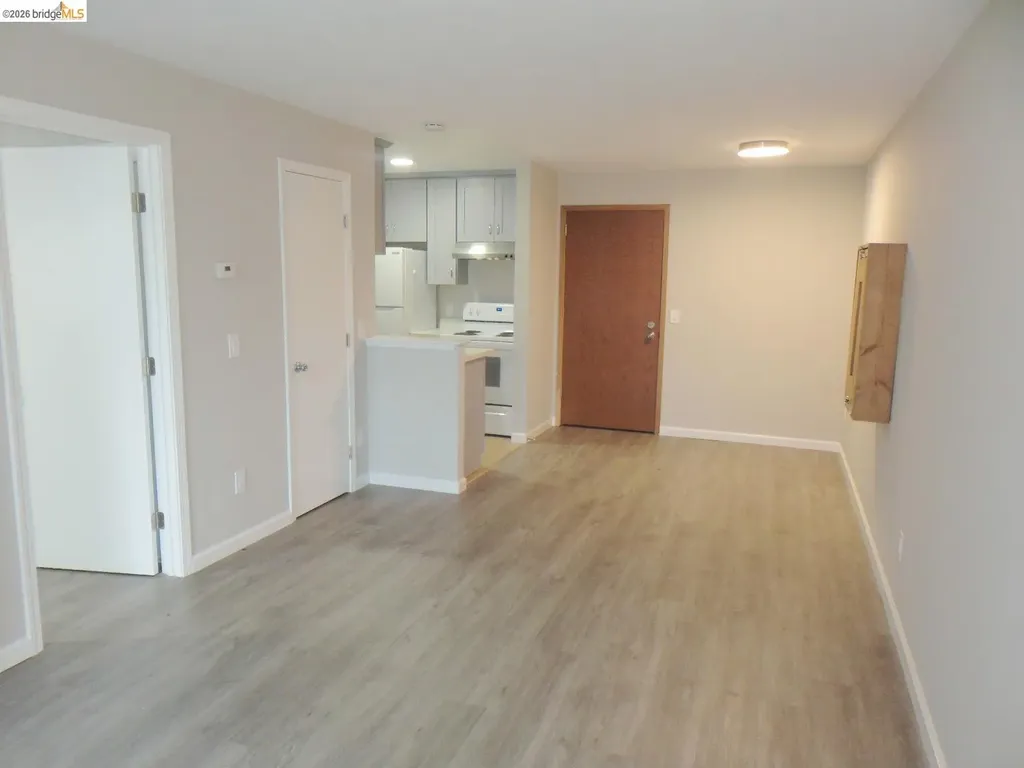 325 Valle Vista Avenue Hayward CA 94544