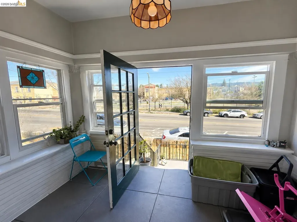 2251 Foothill Boulevard Oakland CA 94606