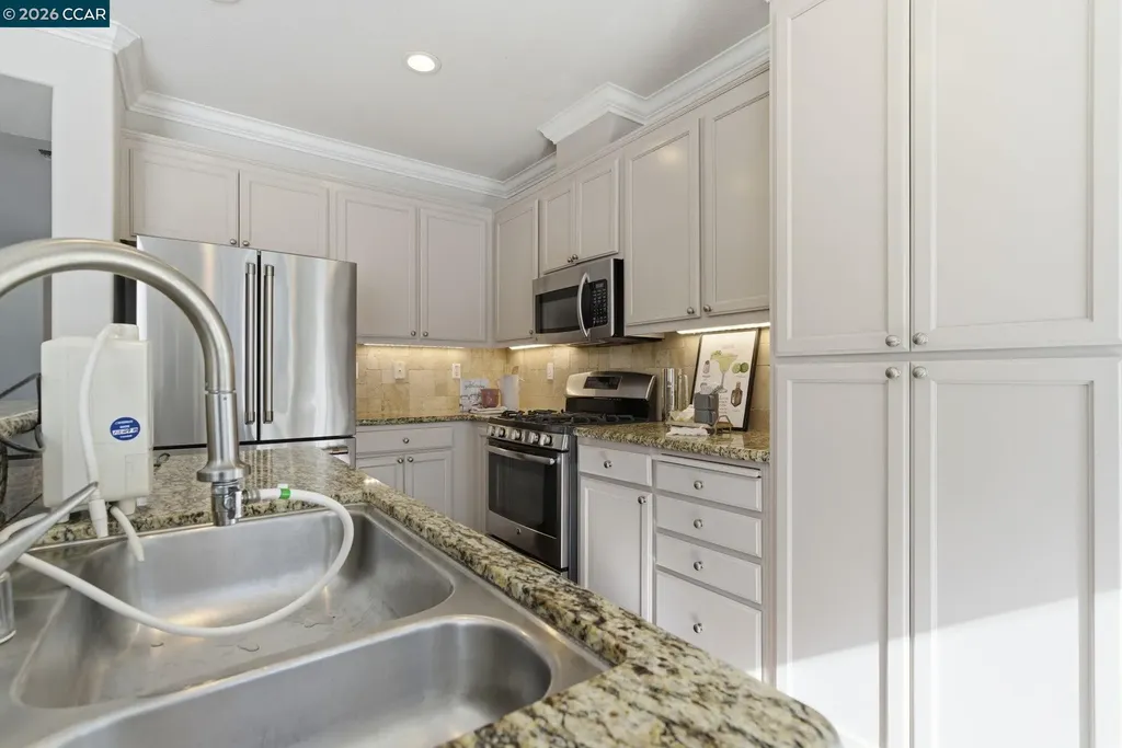3042 Barranca Drive Bay Point CA 94565