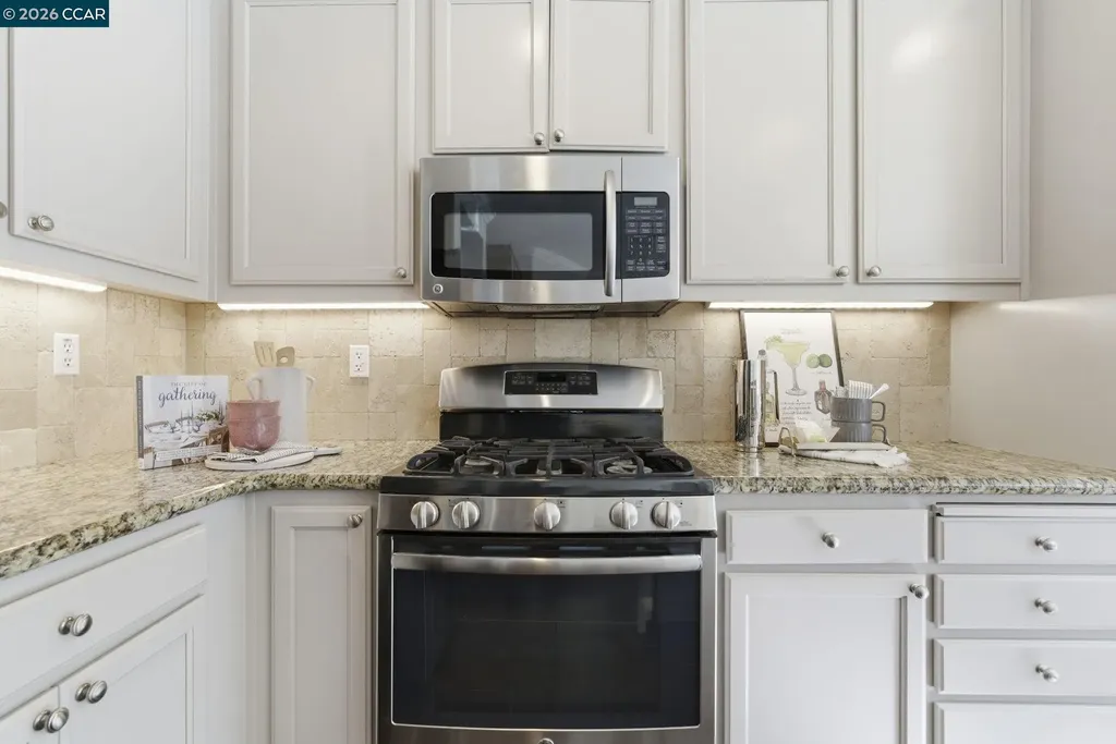 3042 Barranca Drive Bay Point CA 94565