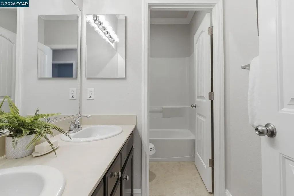 3042 Barranca Drive Bay Point CA 94565