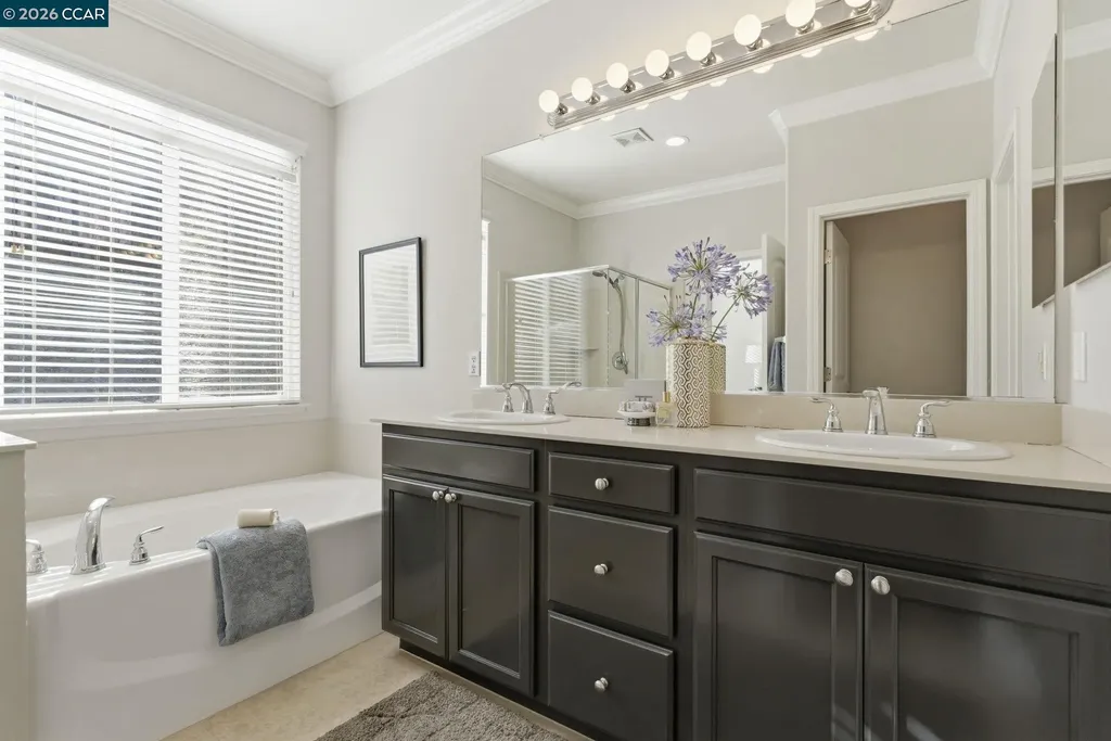 3042 Barranca Drive Bay Point CA 94565