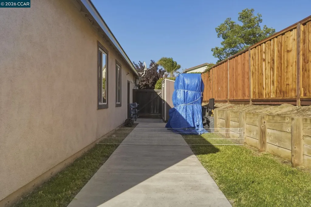 3042 Barranca Drive Bay Point CA 94565