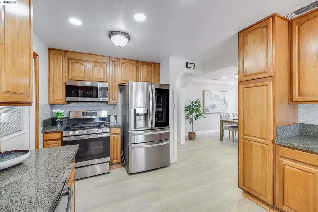 36122 Magellan Drive Fremont CA 94536