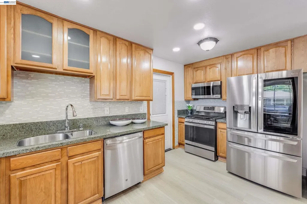 36122 Magellan Drive Fremont CA 94536