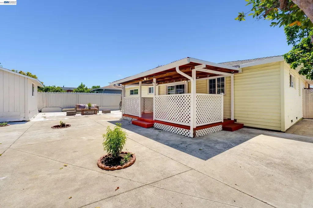 36122 Magellan Drive Fremont CA 94536