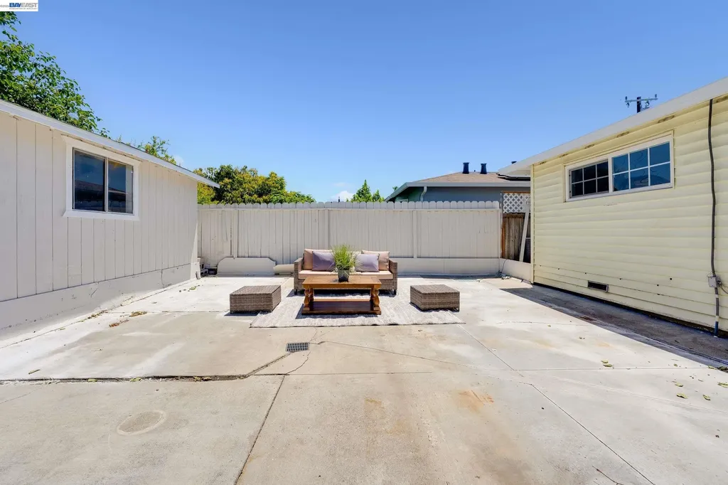 36122 Magellan Drive Fremont CA 94536
