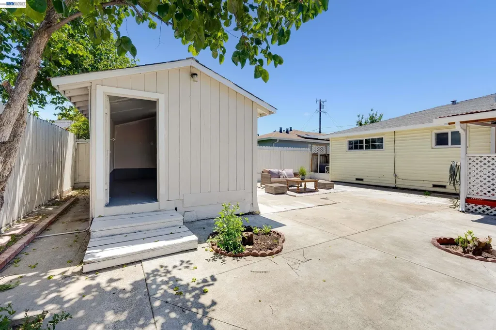 36122 Magellan Drive Fremont CA 94536