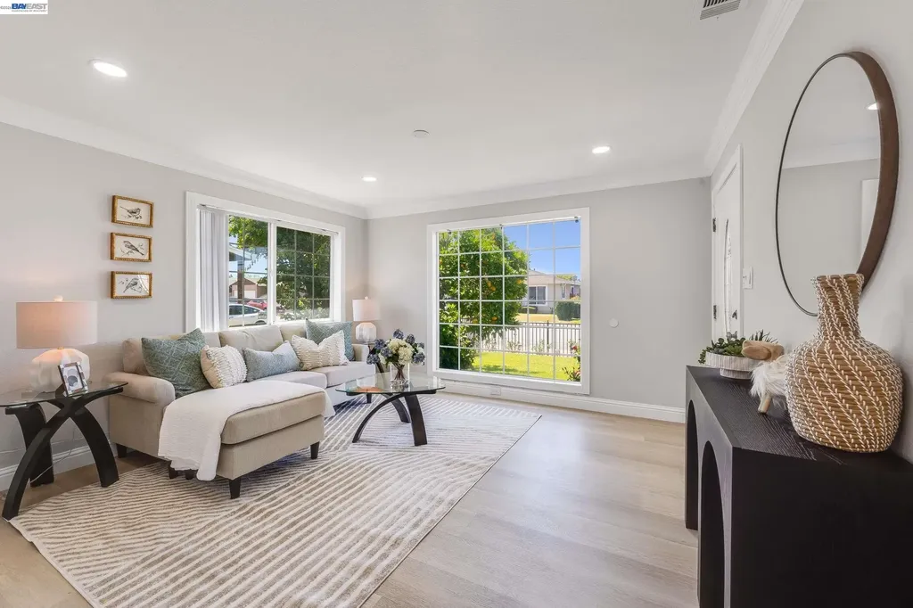 36122 Magellan Drive Fremont CA 94536