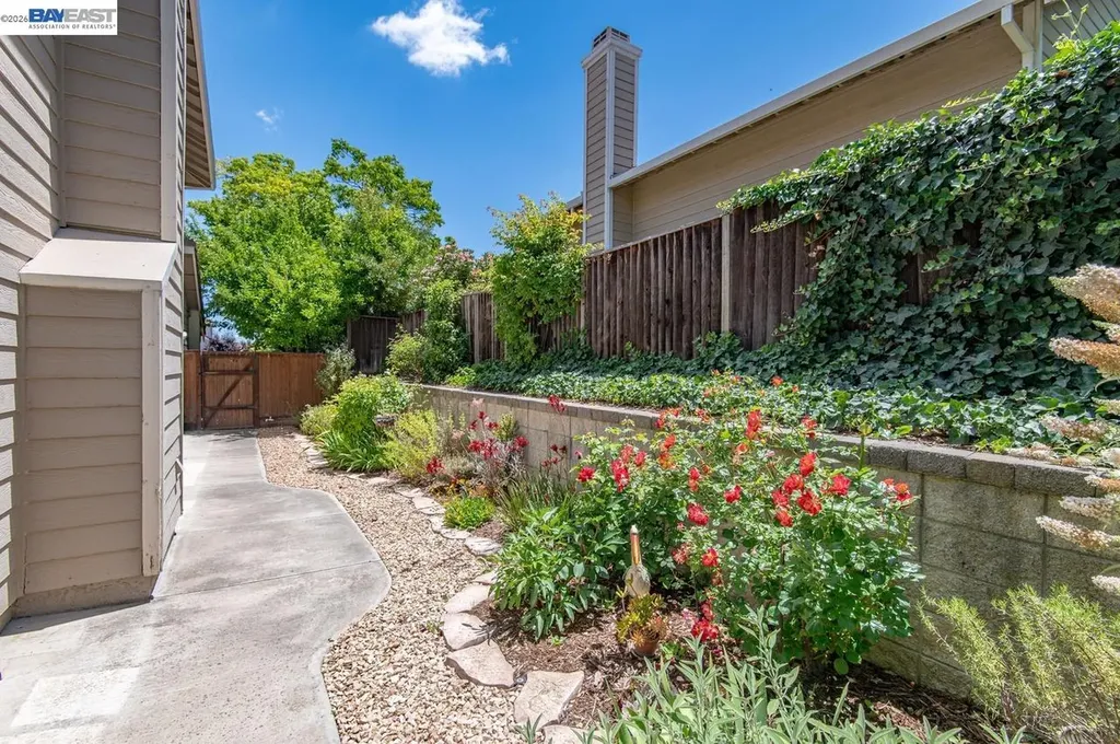 620 Amberwood Way Livermore CA 94551