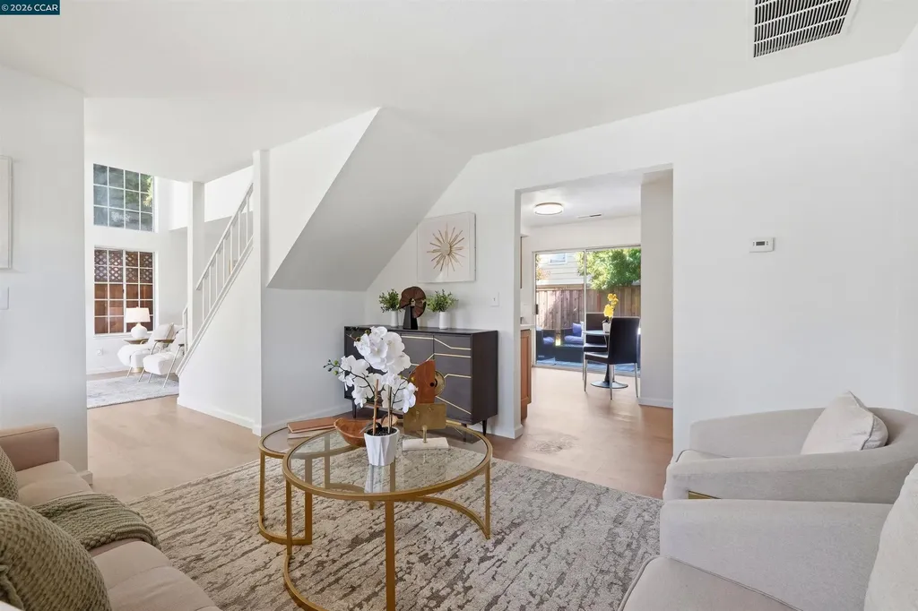 366 Sunnyslope Drive Fremont CA 94536