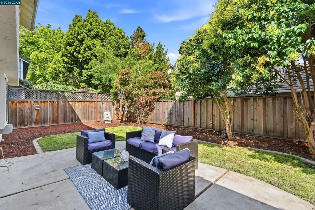 366 Sunnyslope Drive Fremont CA 94536