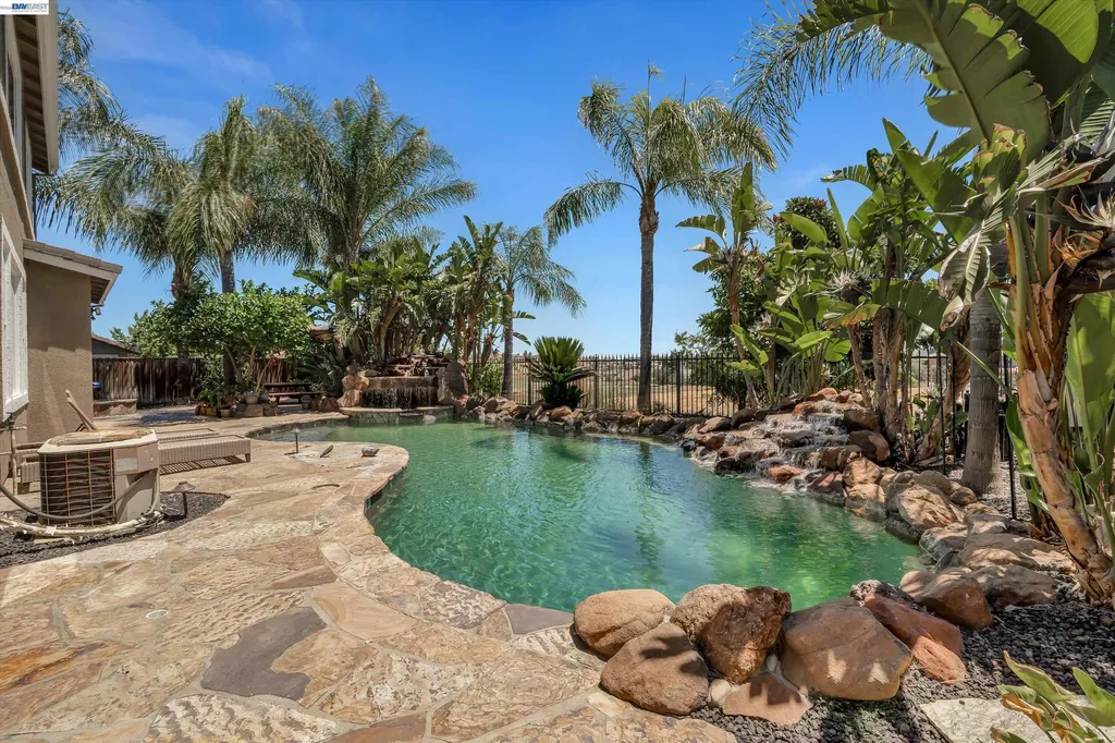 281 Country Club Drive Brentwood CA 94513