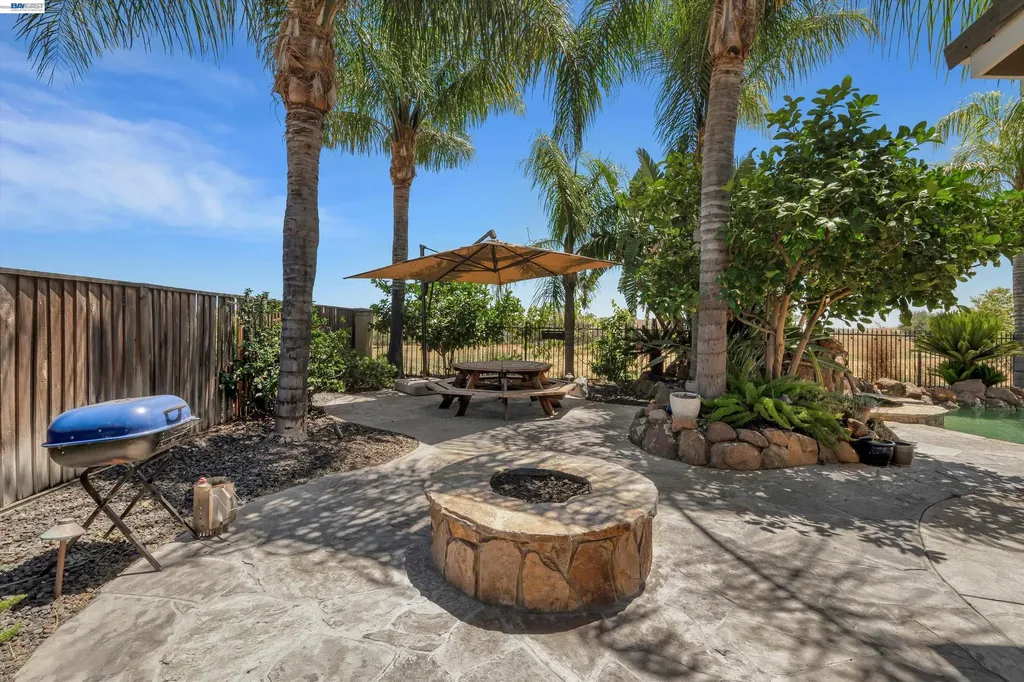 281 Country Club Drive Brentwood CA 94513