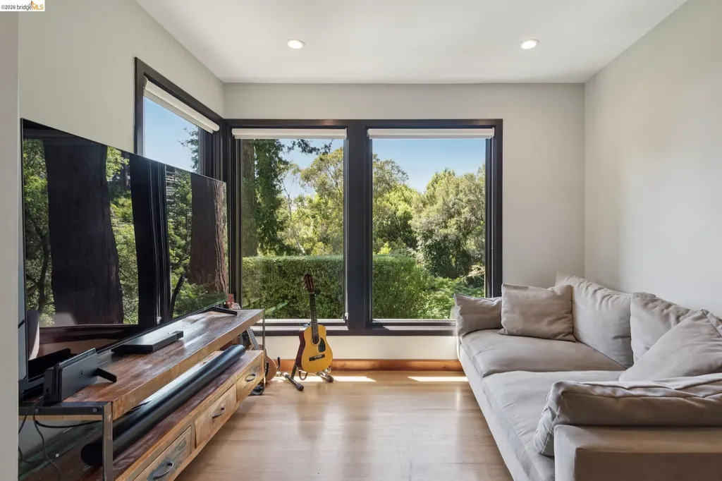 1196 Keith Avenue Berkeley CA 94708