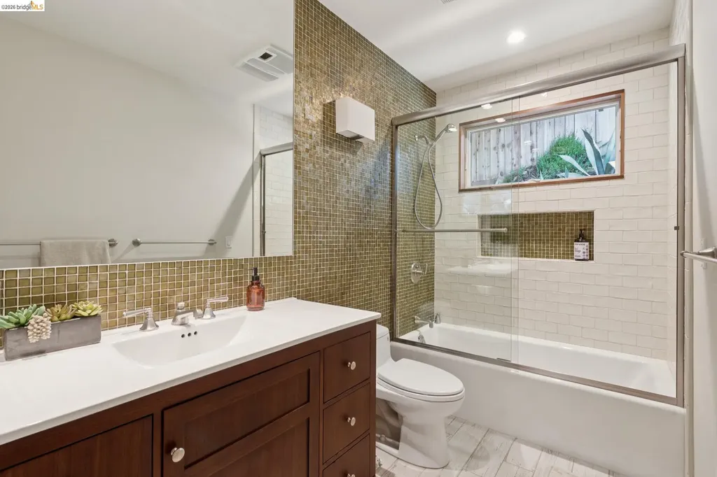 1196 Keith Avenue Berkeley CA 94708