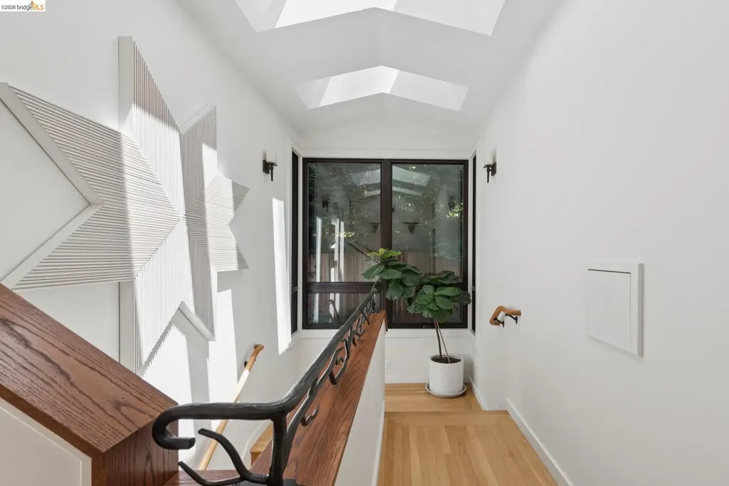 1196 Keith Avenue Berkeley CA 94708