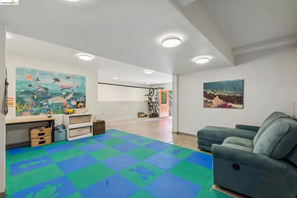 1196 Keith Avenue Berkeley CA 94708