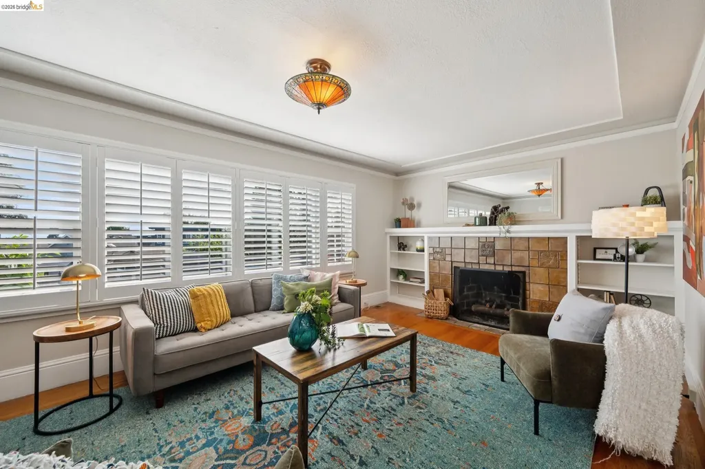 5208 Trask Street Oakland CA 94601