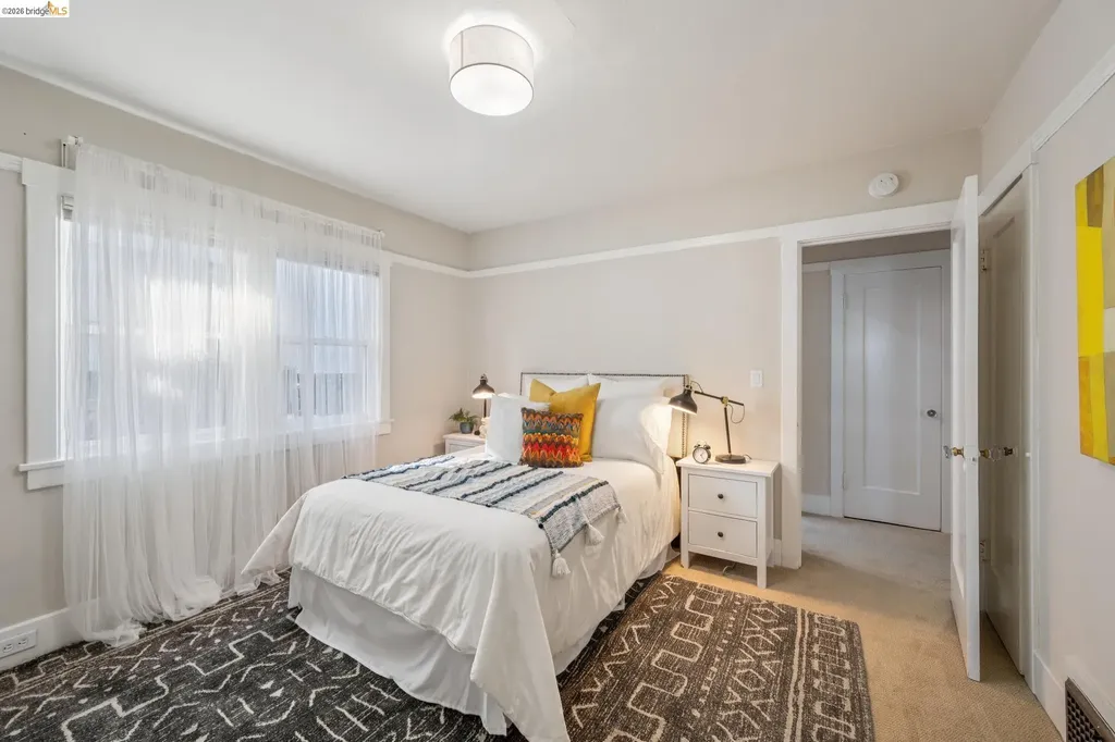 5208 Trask Street Oakland CA 94601