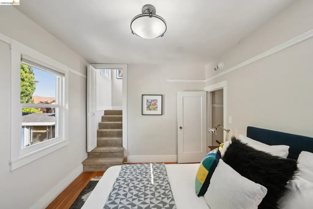 5208 Trask Street Oakland CA 94601
