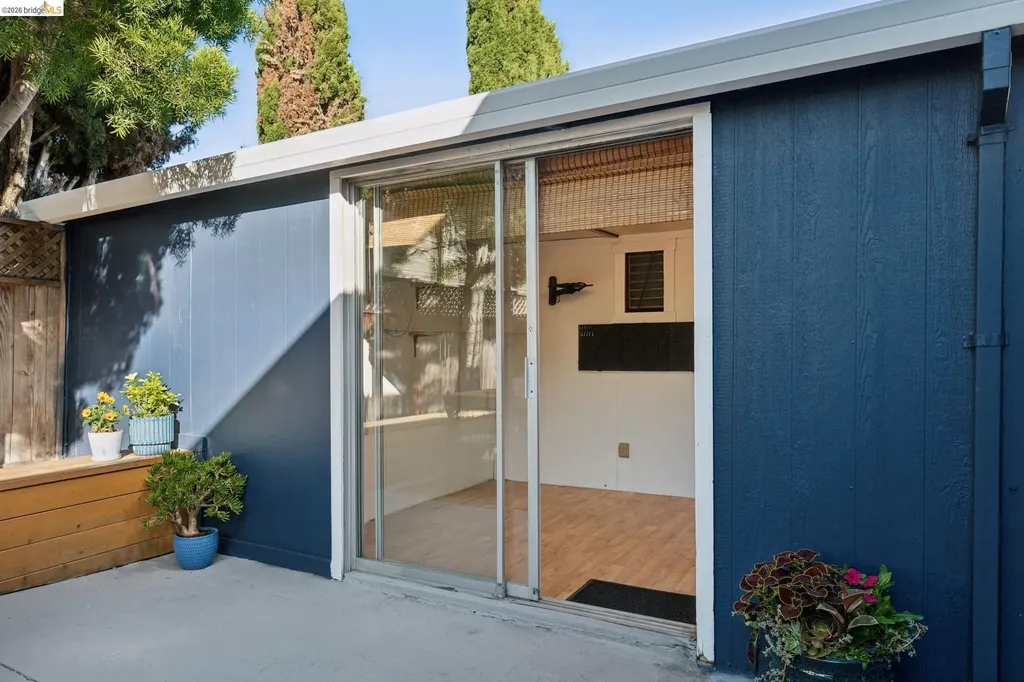 5208 Trask Street Oakland CA 94601