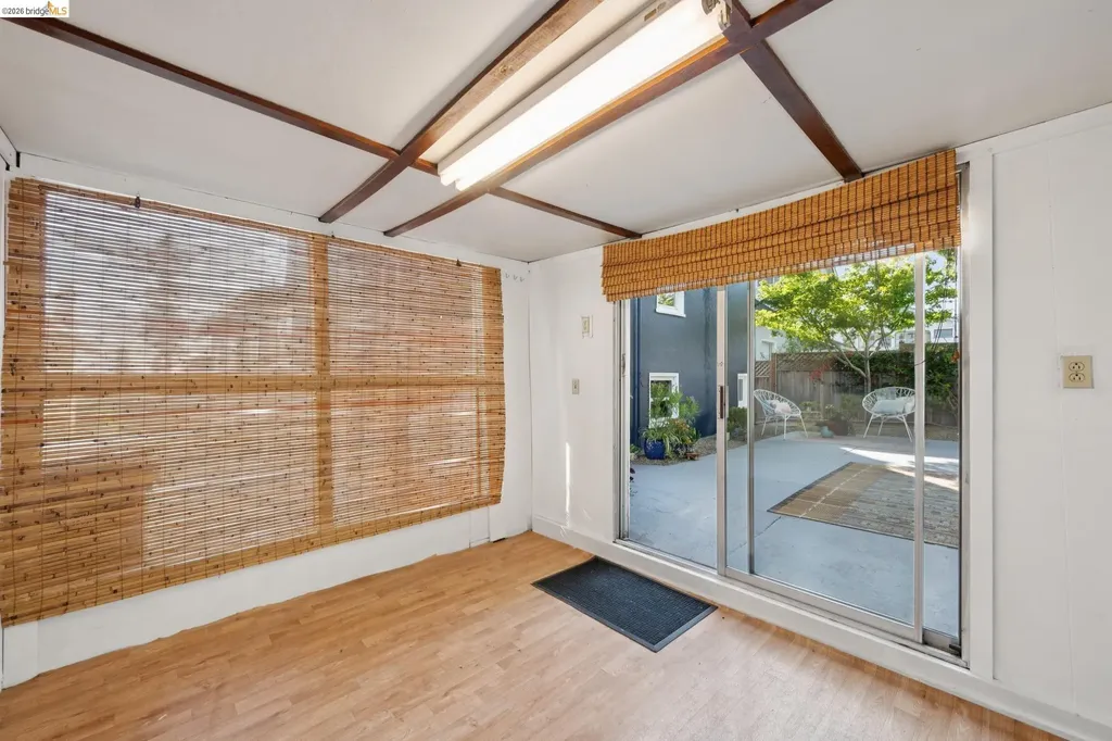 5208 Trask Street Oakland CA 94601