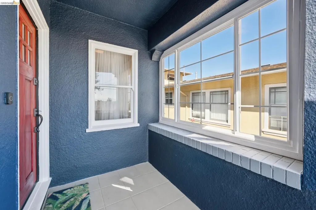 5208 Trask Street Oakland CA 94601