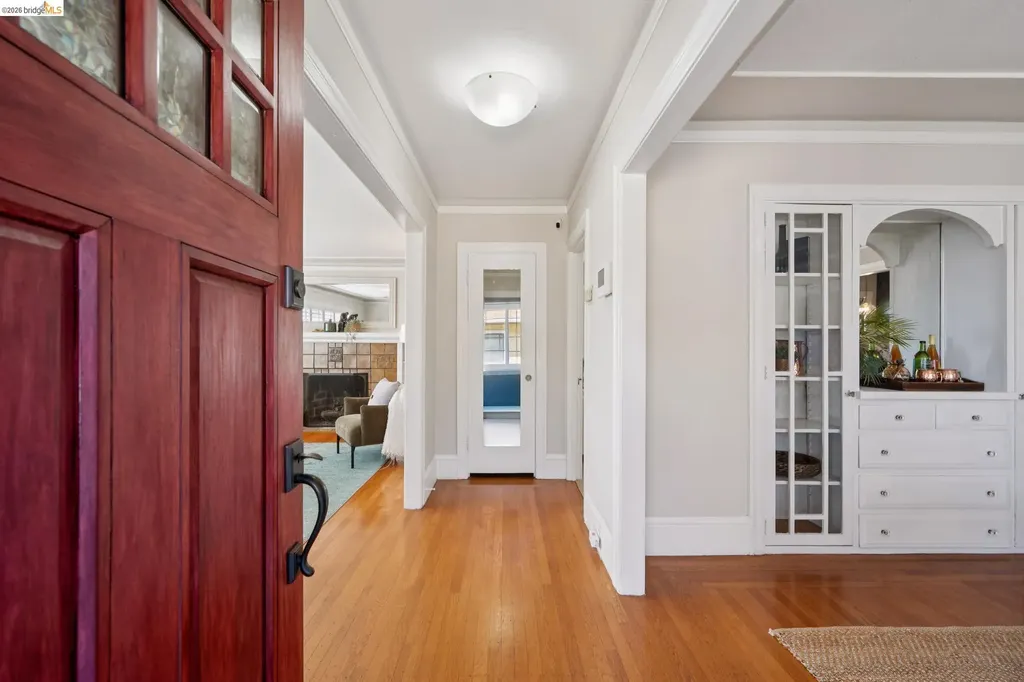 5208 Trask Street Oakland CA 94601